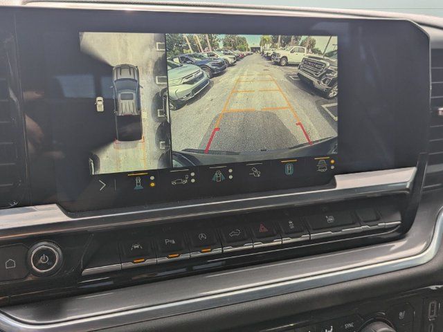 Used 2023 Chevrolet Silverado 1500 High Country w/ Technology Package AWD/4WD image 21