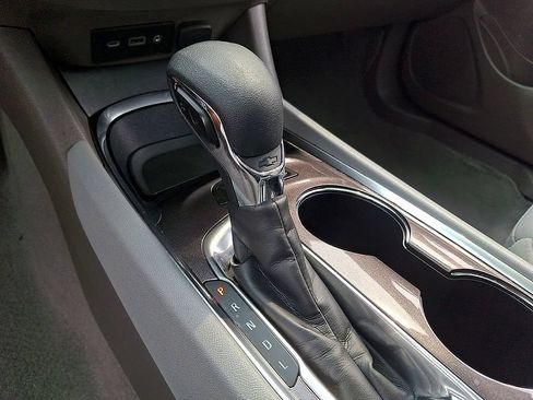 Used 2023 Chevrolet Malibu LT FWD image 15