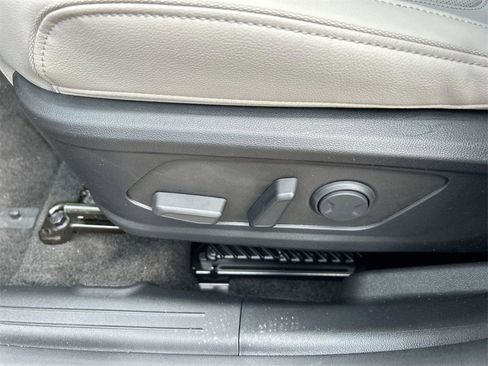 New 2026 Hyundai Tucson Limited image 25