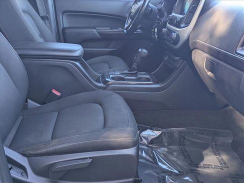 Used 2018 GMC Canyon SLE w/ SLE Convenience Package image 19