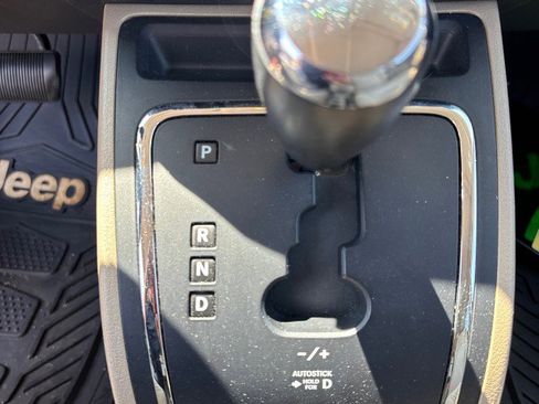 Used 2014 Jeep Patriot Latitude image 15