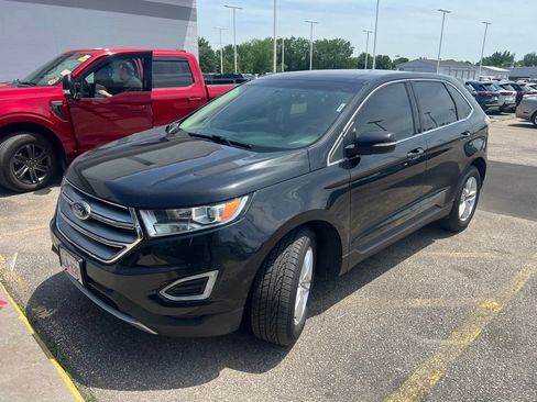 Used 2015 Ford Edge SEL w/ Equipment Group 201A AWD/4WD image 2