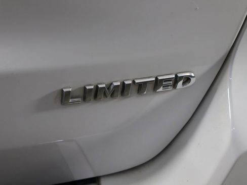 Used 2020 Jeep Grand Cherokee Limited AWD/4WD image 46