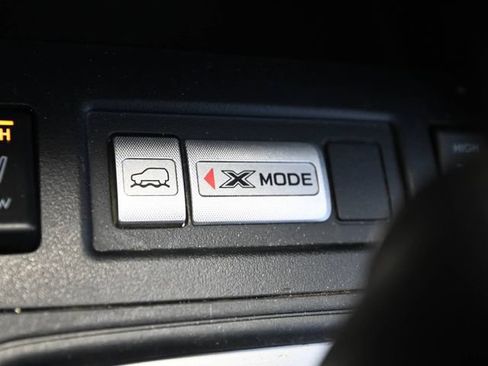 Used 2017 Subaru Forester 2.5i Premium w/ All-Weather Package AWD/4WD image 24