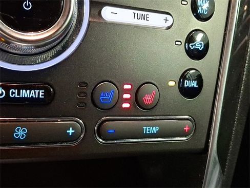 Used 2018 Ford Explorer Limited image 24