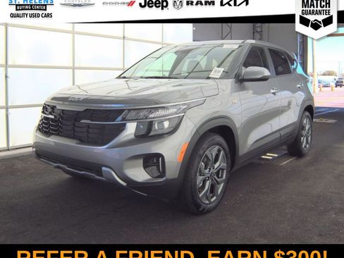 Used 2026 Kia Seltos LX AWD/4WD image 1