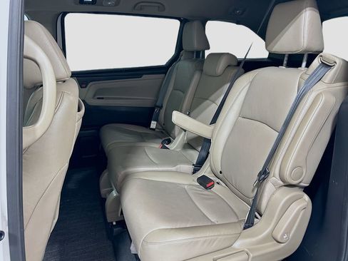 Used 2024 Honda Odyssey Touring image 23