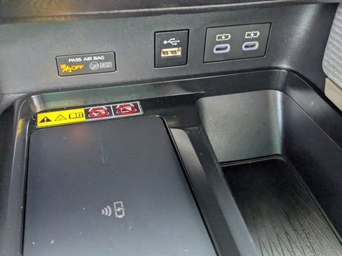 Used 2025 Toyota Camry SE w/ Multimedia Upgrade Package FWD image 22
