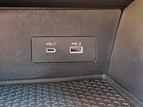 Used 2024 Nissan Pathfinder SV FWD image 26