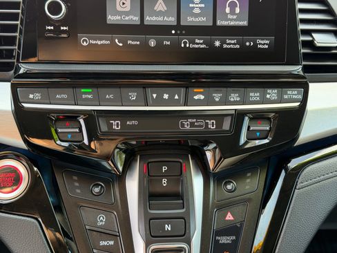 Used 2025 Honda Odyssey Touring image 24