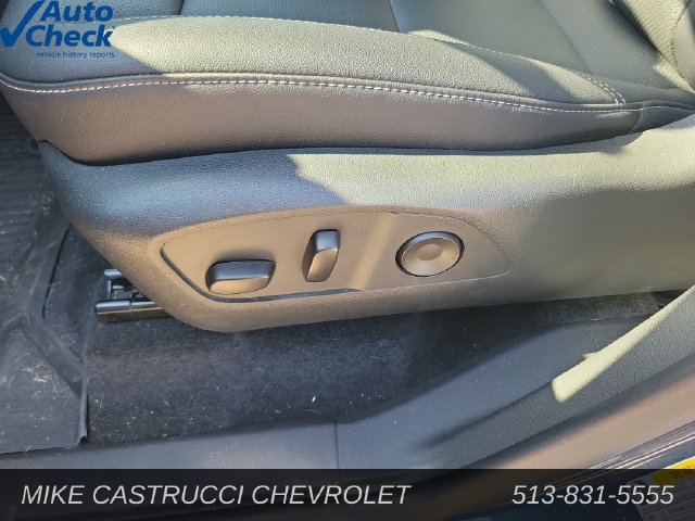 Used 2025 Chevrolet Traverse LT w/ Driver Confidence Package FWD image 22