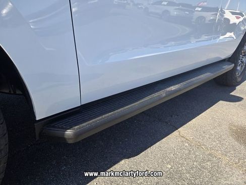 New 2026 Ford Expedition Active RWD image 5