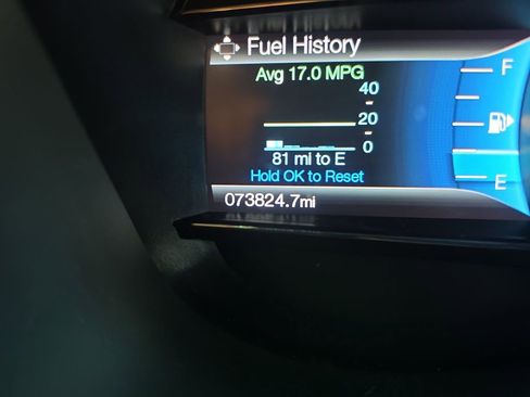 Used 2017 Ford Explorer XLT w/ Equipment Group 202A FWD image 23