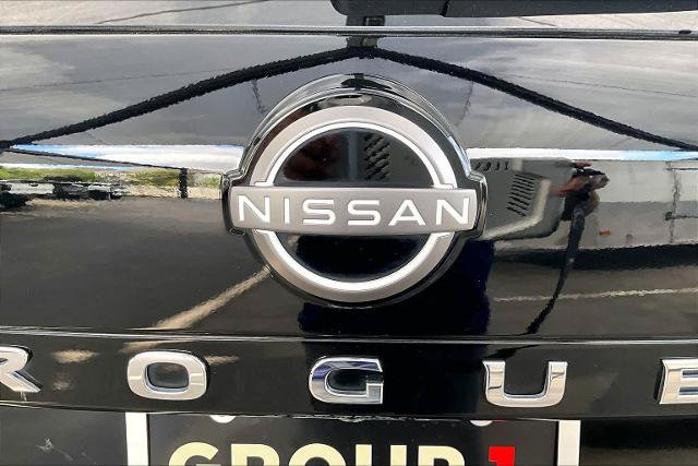 Certified 2023 Nissan Rogue SV FWD image 30