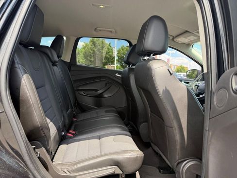 Used 2015 Ford Escape SE w/ SE Chrome Package FWD image 11