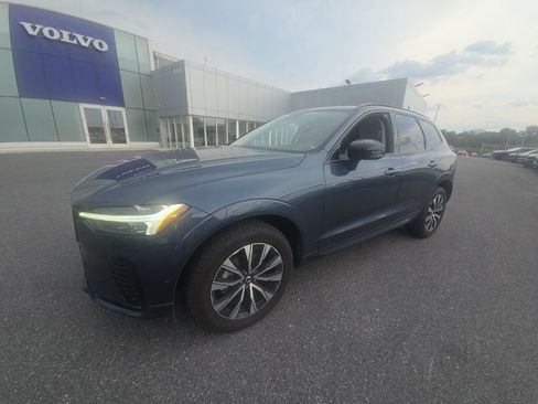Used 2024 Volvo XC60 B5 Plus w/ Climate Package AWD/4WD image 2