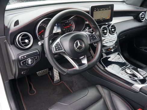 Used 2018 Mercedes-Benz GLC 43 AMG AMG GLC 43 image 18