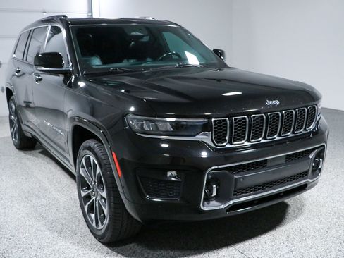 Used 2022 Jeep Grand Cherokee L Overland AWD/4WD image 5