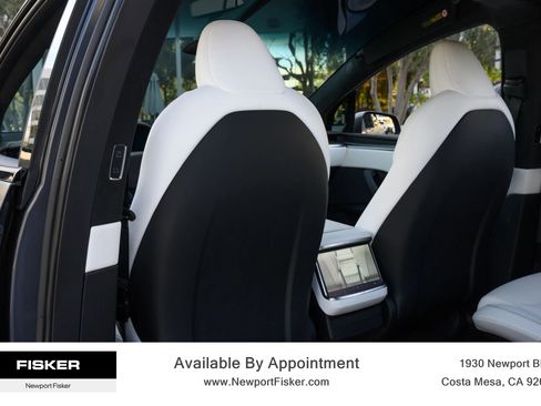 Used 2023 Tesla Model X Plaid image 19