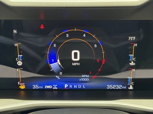 Used 2023 Chevrolet Colorado Trail Boss w/ Technology Package AWD/4WD image 13
