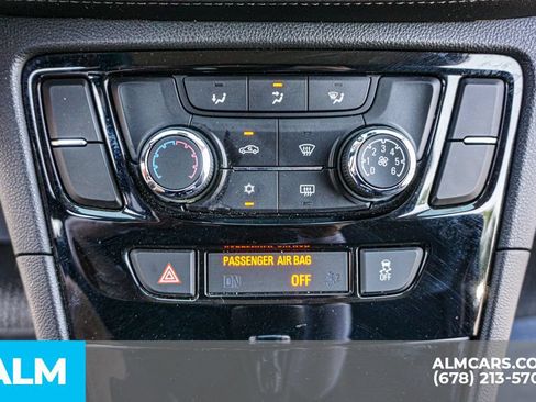 Used 2021 Buick Encore Preferred AWD/4WD image 40