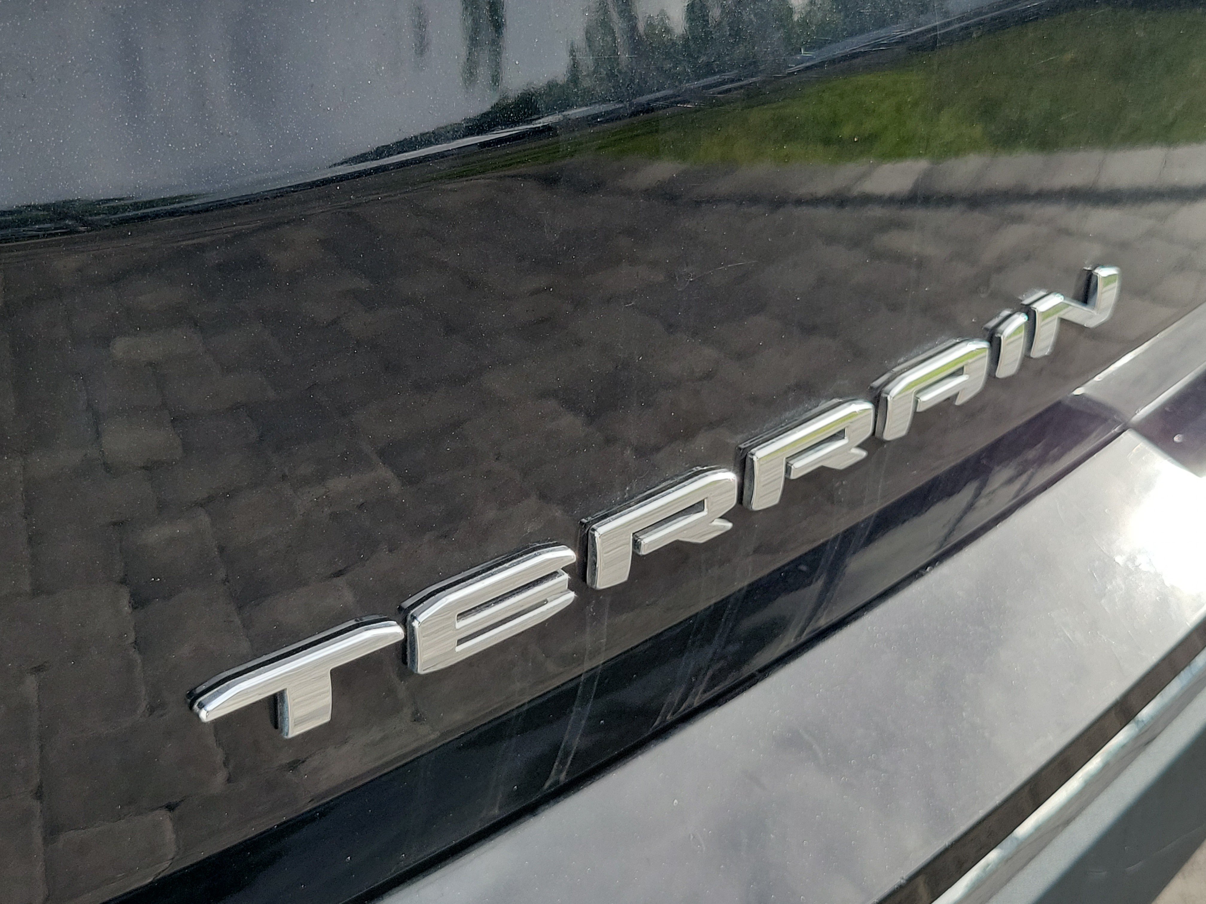 Used 2023 GMC Terrain SLT FWD image 7