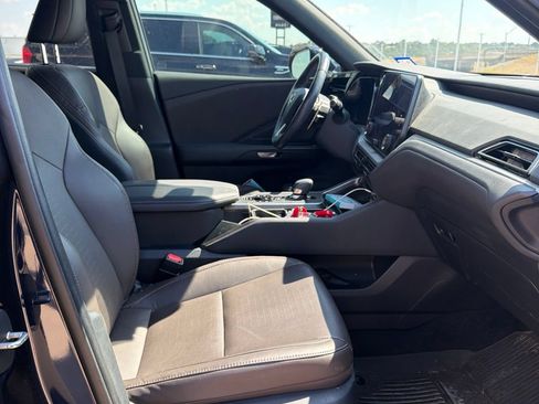 Used 2025 Lexus TX 350 AWD w/ Technology Package image 16