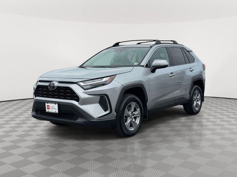 Used 2024 Toyota RAV4 XLE w/ Convenience Package AWD/4WD image 3