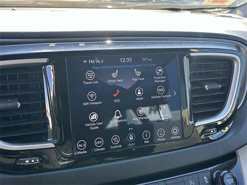 Certified 2020 Chrysler Pacifica Touring w/ Advanced Safetytec Group image 19