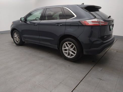 Used 2023 Ford Edge SEL image 3
