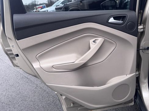 Used 2017 Ford Escape SE w/ Equipment Group 201A image 23