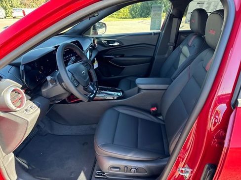 New 2026 Chevrolet Trax RS w/ Driver Confidence Package image 9