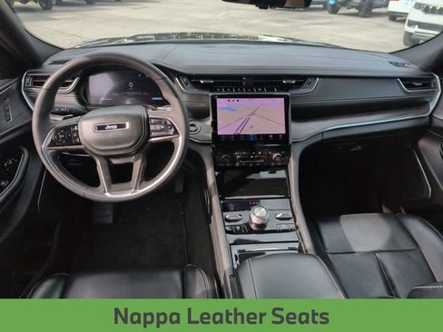Used 2025 Jeep Grand Cherokee L Overland w/ Luxury Tech Group IV AWD/4WD image 28