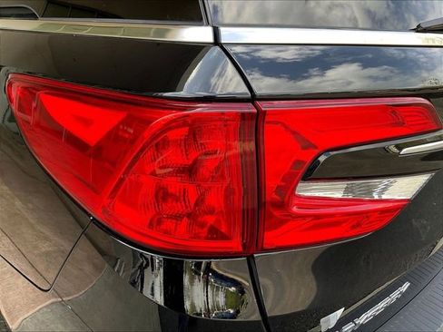 Used 2023 Honda Odyssey Touring image 23