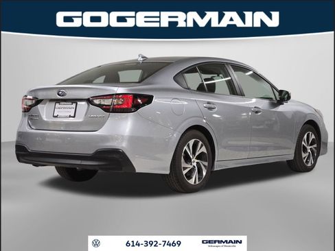Used 2025 Subaru Legacy Premium AWD/4WD image 9