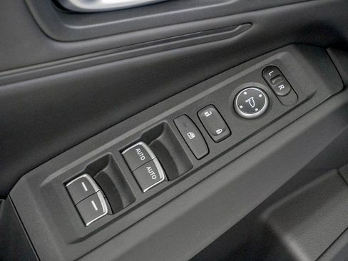 New 2025 Honda Accord SE image 16
