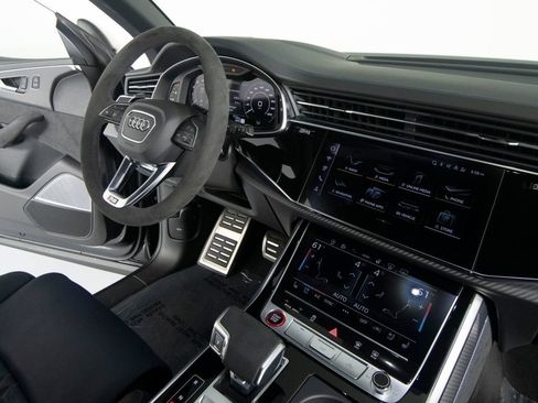 Used 2026 Audi RS Q8 performance AWD/4WD image 32