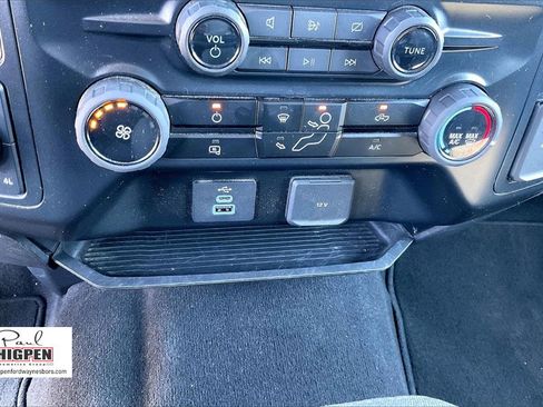 Used 2024 Ford F250 XLT image 32