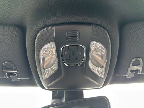 New 2026 Jeep Compass Latitude AWD/4WD image 36