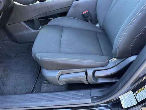 Used 2023 Nissan Rogue S image 17