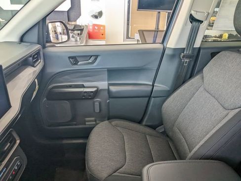 New 2025 Ford Maverick XLT w/ XLT Luxury Package image 6