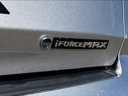 Used 2025 Toyota Sequoia SR5 image 9