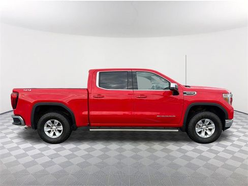 Used 2021 GMC Sierra 1500 SLE image 4