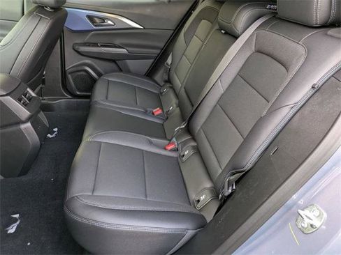 New 2026 Chevrolet Equinox EV LT image 24