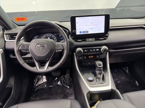 Used 2023 Toyota RAV4 XSE w/ XSE Grade Weather Package image 7