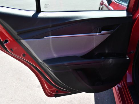 Used 2025 Toyota Camry SE FWD image 37