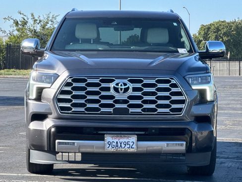 Used 2023 Toyota Sequoia Capstone AWD/4WD image 9