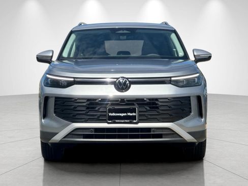 New 2026 Volkswagen Tiguan S FWD image 8