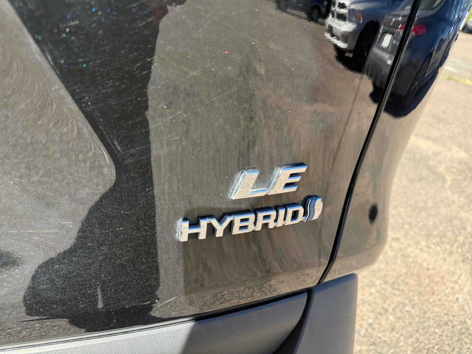 Used 2022 Toyota RAV4 LE AWD/4WD image 23