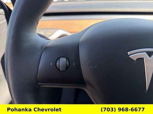 Used 2025 Tesla Model Y Long Range RWD image 27